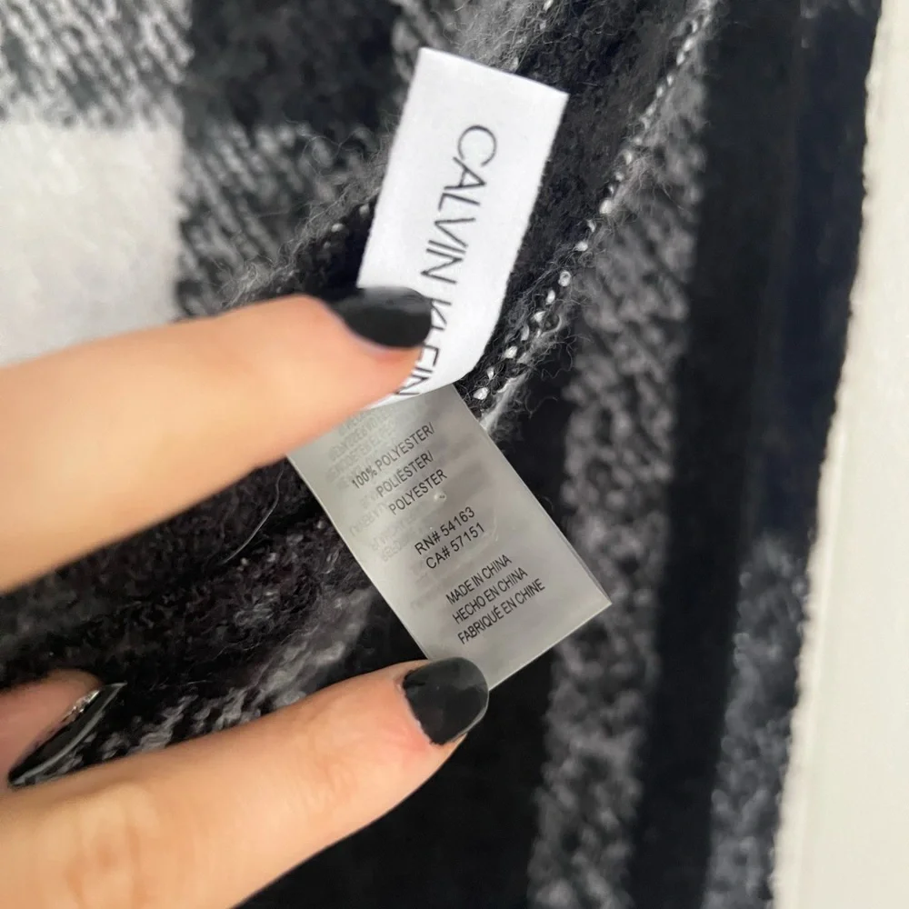 Calvin Klein plaid blanket scarf